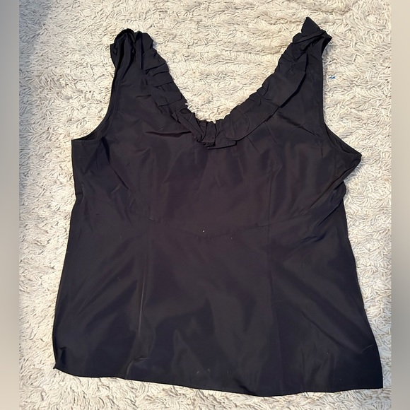 Ann Taylor Sleeveless Shell - Picture 2 of 3